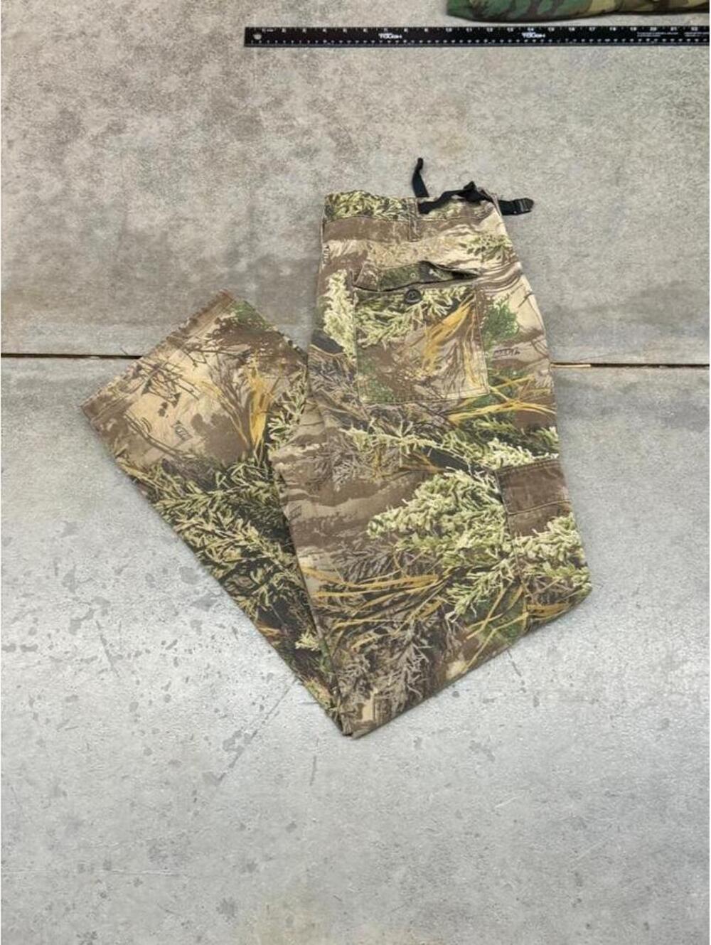 vintage realtree camo relaxed baggy fit cargo pants size 34 x 30